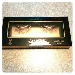 Tarte Tartiest Pro Little Black Dress lashes